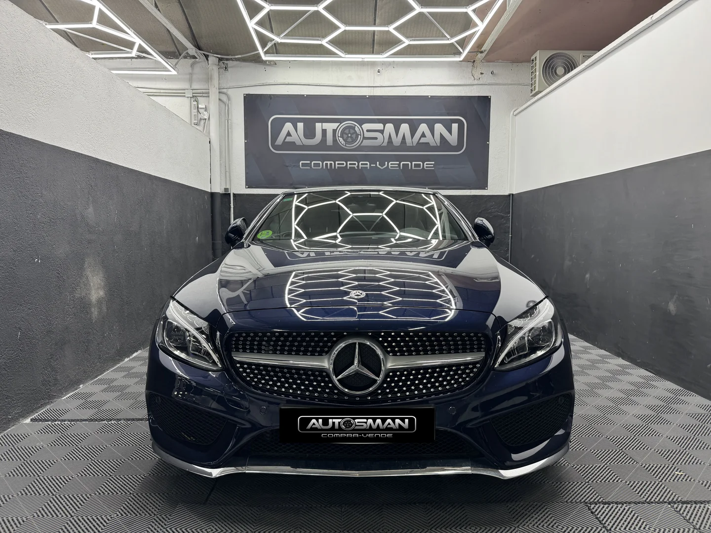 MERCEDES-BENZ C250  Cabrio 2018 Gasolina Azul - Vista lateral